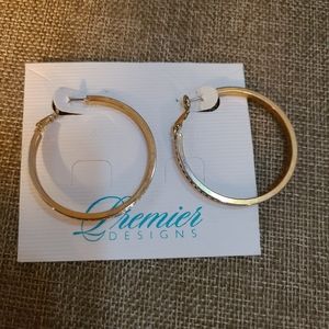 Premier Designs Haute hoop earrings